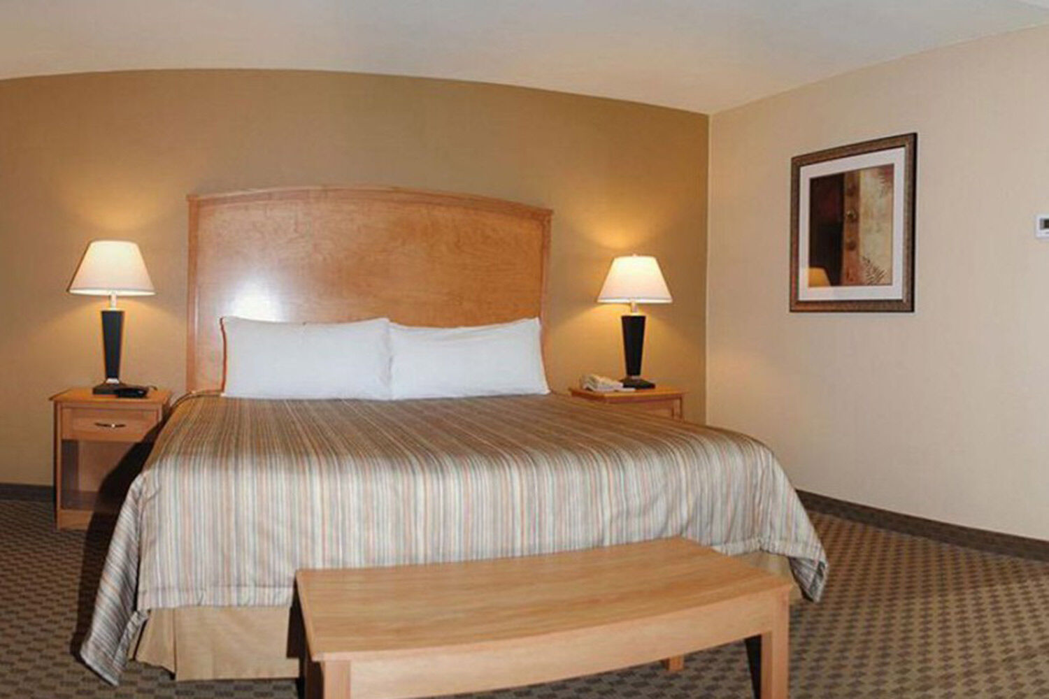 Mountain Retreat Hotel Squamish Exterior photo